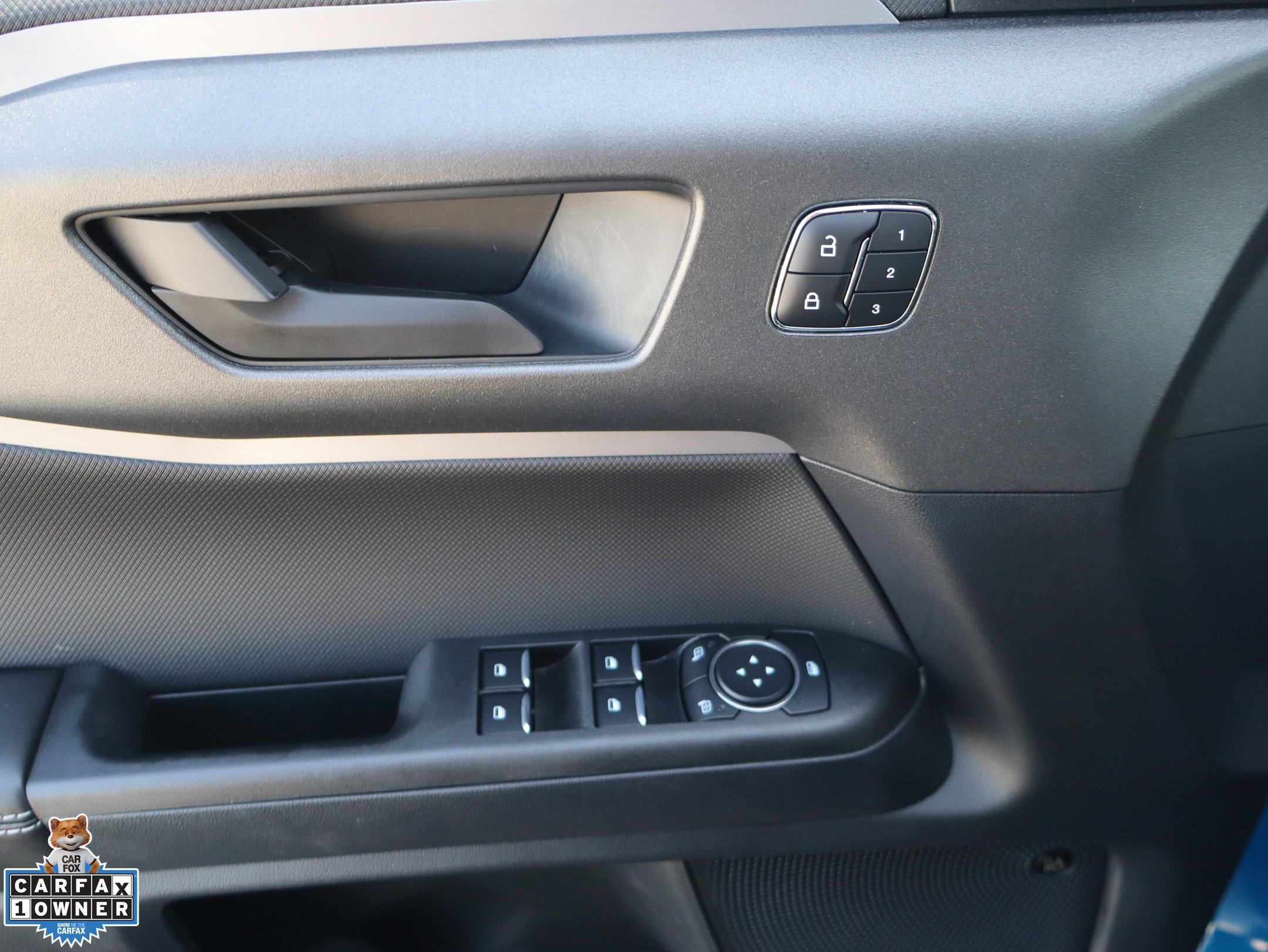 Certified 2025 Ford Bronco Sport Outer Banks w/ Outer Banks Tech Package+ AWD/4WD image 14