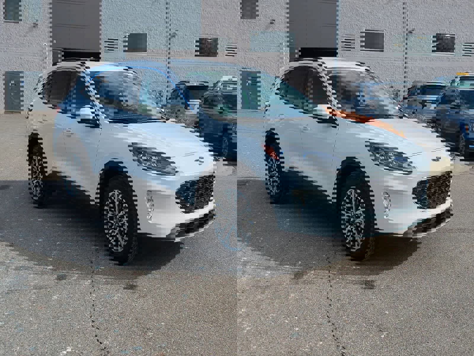 Certified 2022 Ford Escape SEL image 2