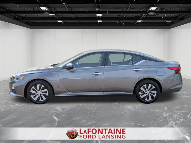 Used 2022 Nissan Altima 2.5 S FWD image 2