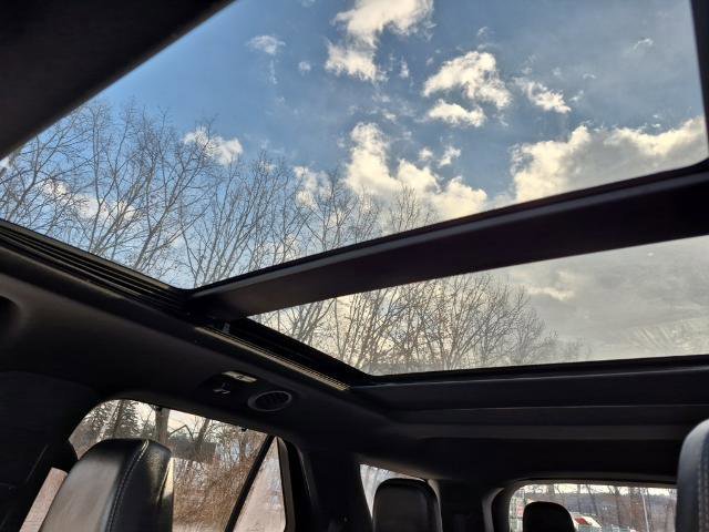 Certified 2020 Ford Explorer Limited w/ Class III Trailer Tow Package image 35