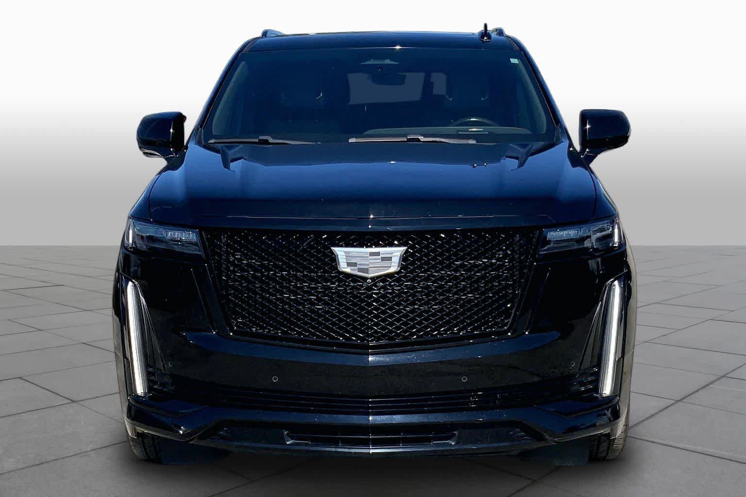 Used 2022 Cadillac Escalade Sport w/ Touring Package AWD/4WD image 4