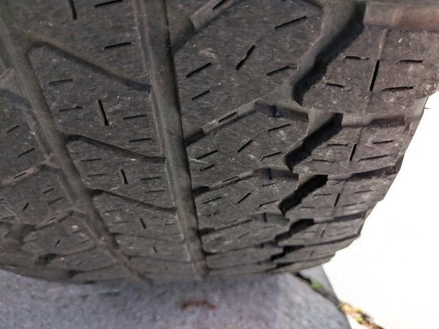 Used 2024 GMC Sierra 1500 SLT w/ SLT Premium Plus Package image 12