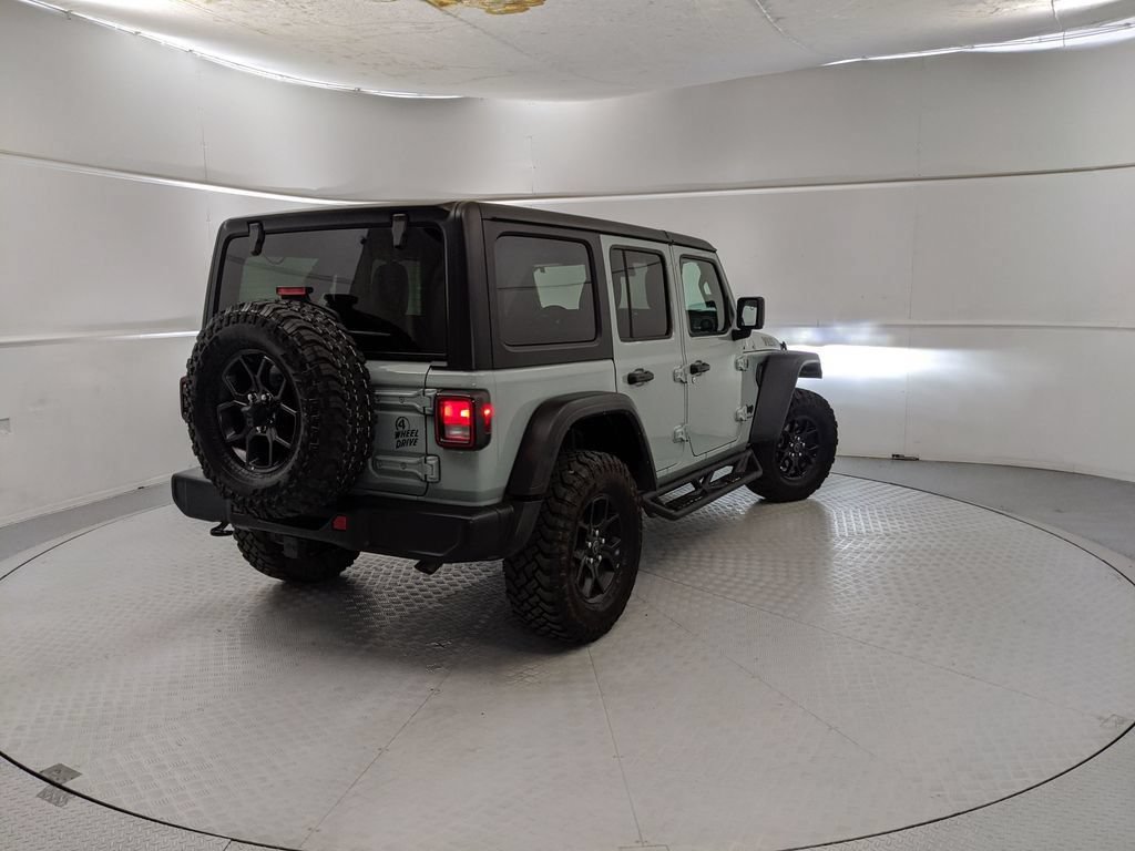 Used 2024 Jeep Wrangler Unlimited Sport AWD/4WD image 3