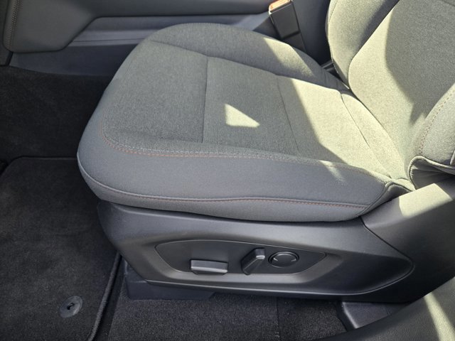 Certified 2025 Ford Explorer Active image 21