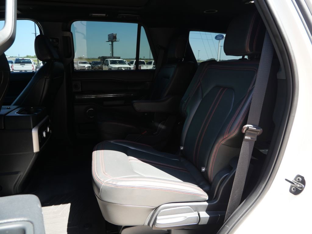 Certified 2022 Ford Expedition Limited AWD/4WD image 16
