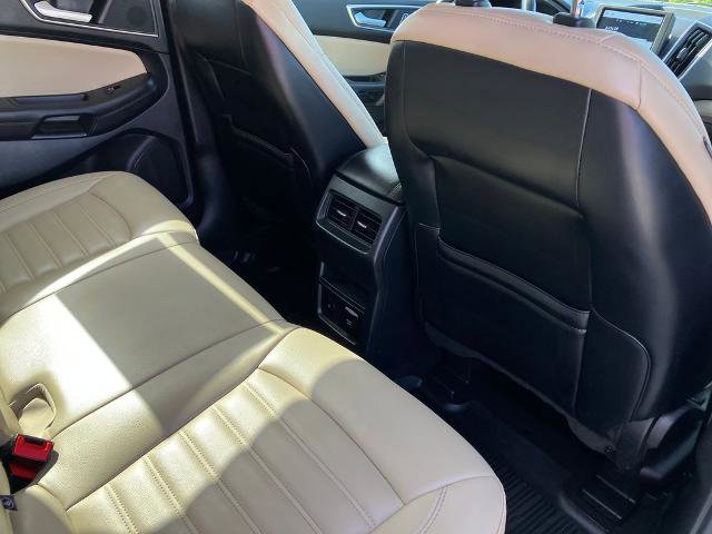 Certified 2024 Ford Edge SEL w/ Convenience Package AWD/4WD image 18