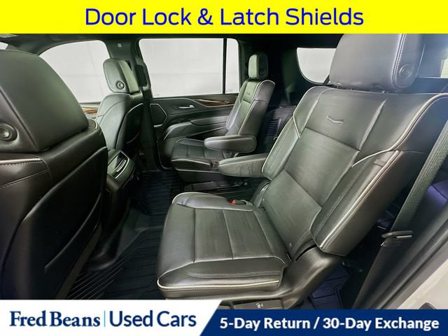 Used 2022 Cadillac Escalade ESV Premium Luxury AWD/4WD image 33