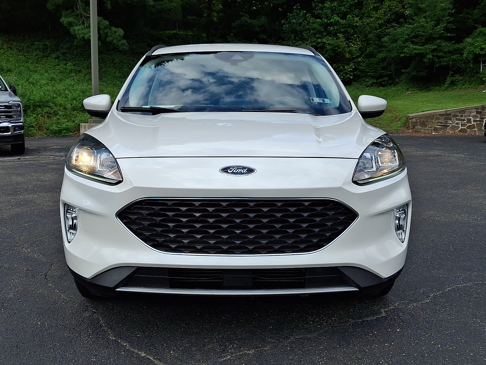 Certified 2021 Ford Escape SEL FWD image 2