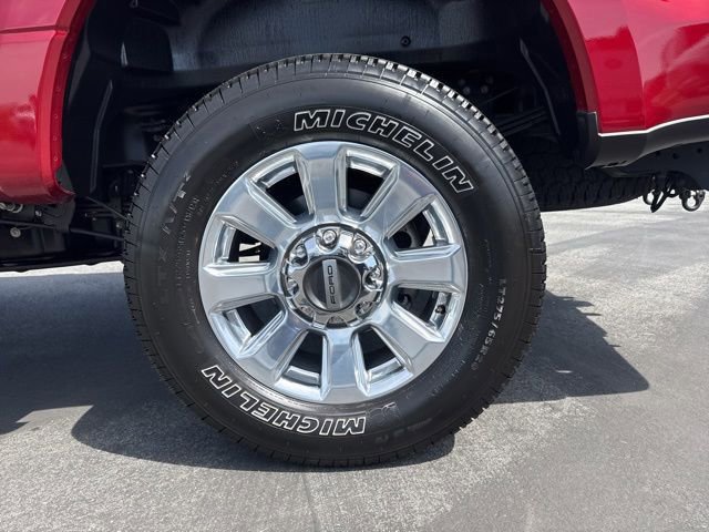 Certified 2019 Ford F350 Platinum w/ Platinum Ultimate Package AWD/4WD image 12