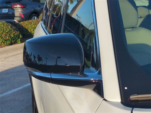 Used 2025 Jeep Grand Cherokee Limited w/ Trailer Tow Package image 12