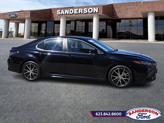 Used 2024 Toyota Camry SE image 6