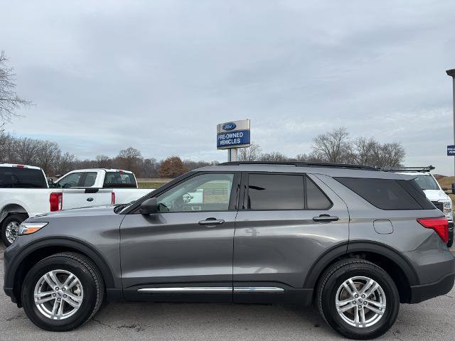 Certified 2022 Ford Explorer XLT w/ Equipment Group 202A AWD/4WD image 8