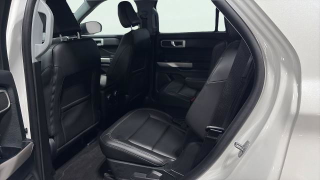 Certified 2023 Ford Explorer XLT w/ Equipment Group 202A AWD/4WD image 13
