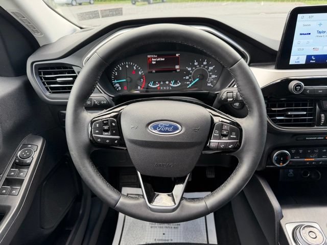 Certified 2022 Ford Escape SEL AWD/4WD image 16
