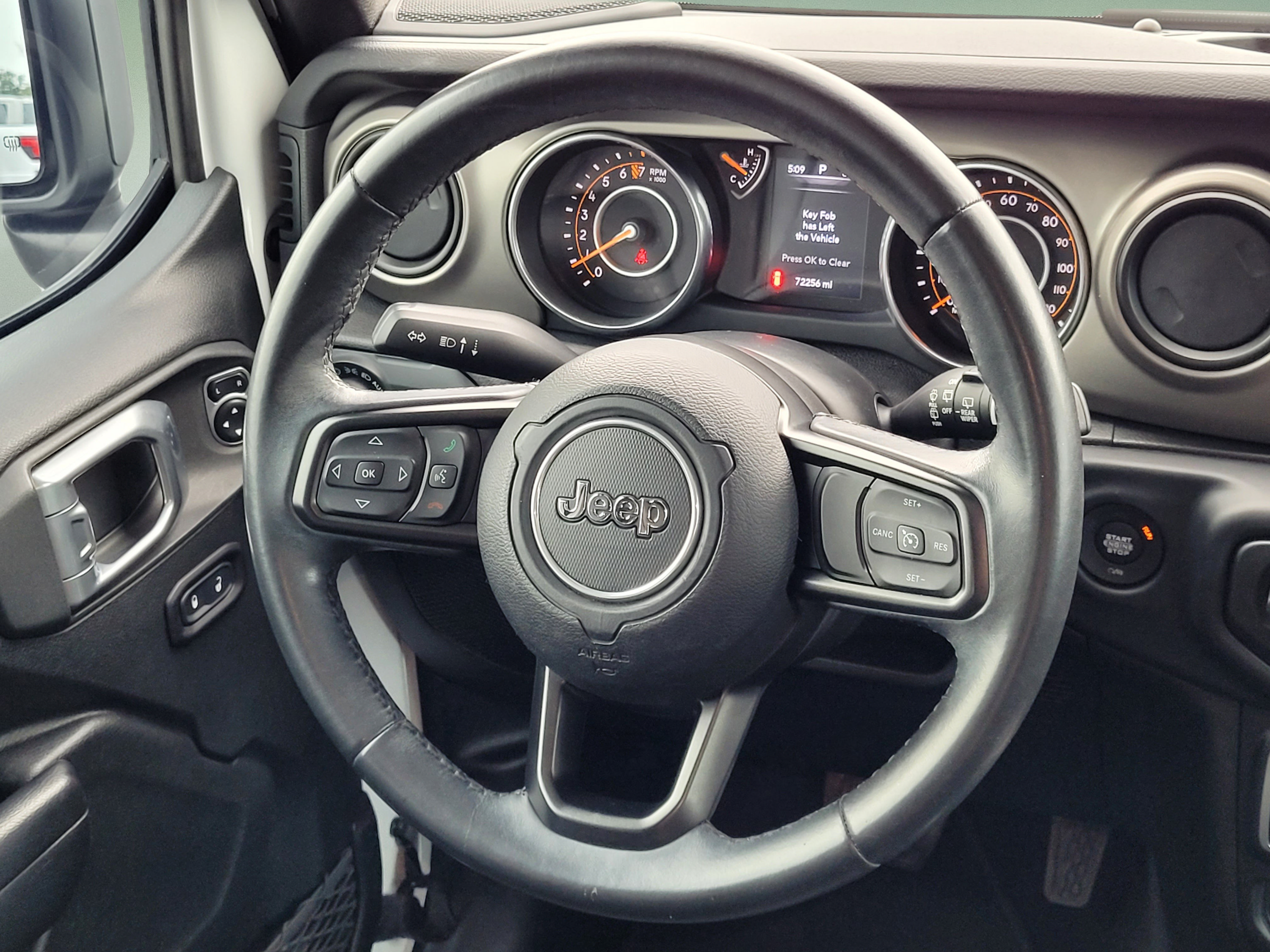 Used 2019 Jeep Wrangler Sport AWD/4WD image 12
