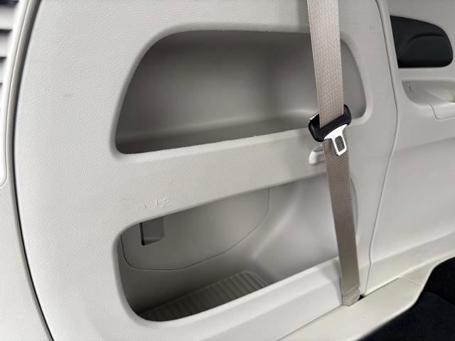 Used 2024 Chrysler Pacifica Touring-L image 36