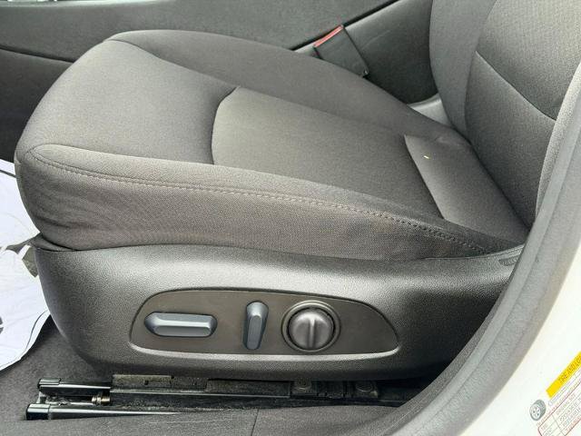 Used 2024 Chevrolet Malibu LT FWD image 17
