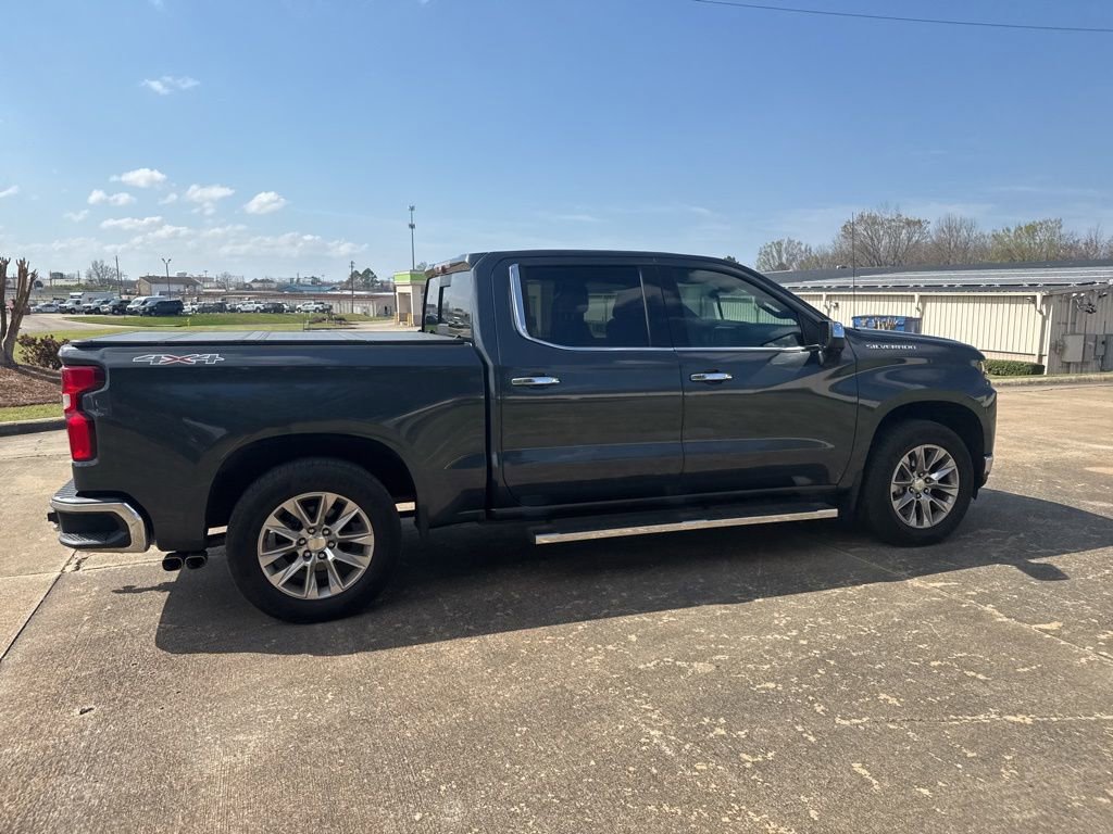 Used 2020 Chevrolet Silverado 1500 LTZ w/ LTZ Premium Package image 11
