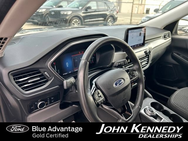 Certified 2023 Ford Escape Active AWD/4WD image 16