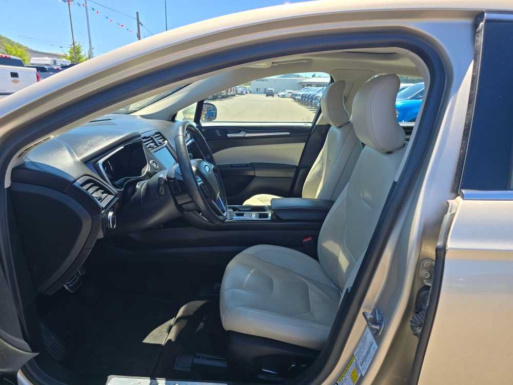 Certified 2018 Ford Fusion Titanium AWD/4WD image 9