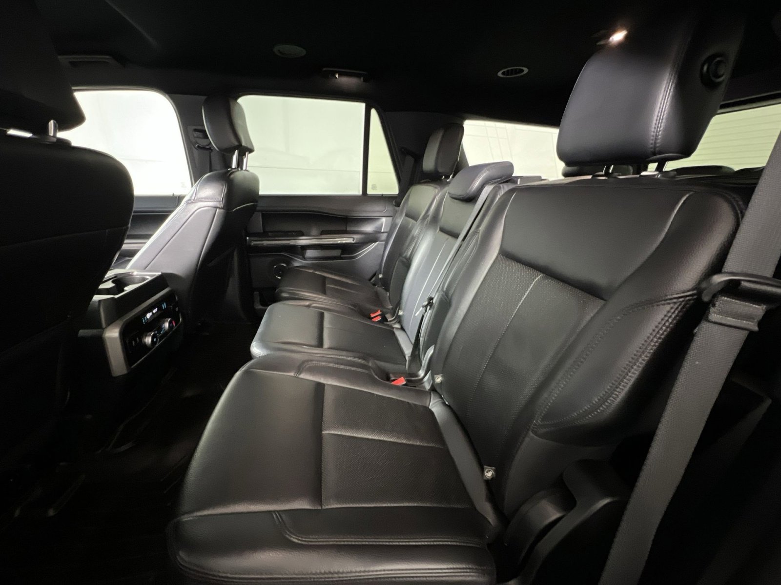 Certified 2020 Ford Expedition XLT w/ Equipment Group 202A image 23