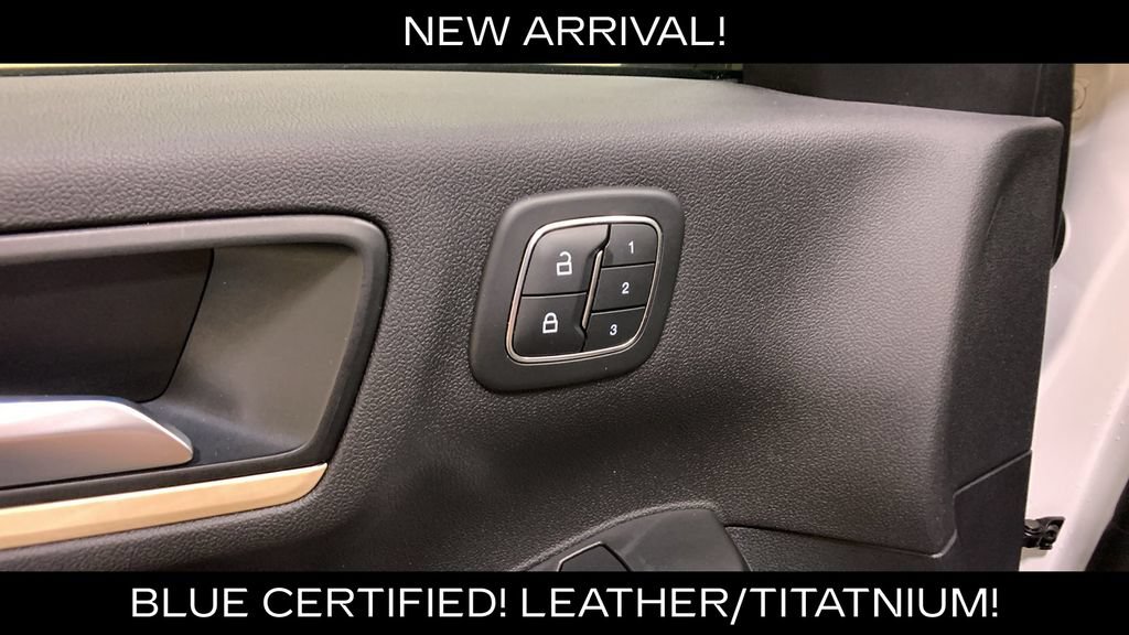 Certified 2022 Ford Escape Titanium w/ Titanium Elite Package AWD/4WD image 29