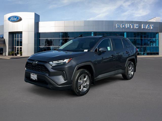 Used 2024 Toyota RAV4 XLE w/ Convenience Package FWD image 1