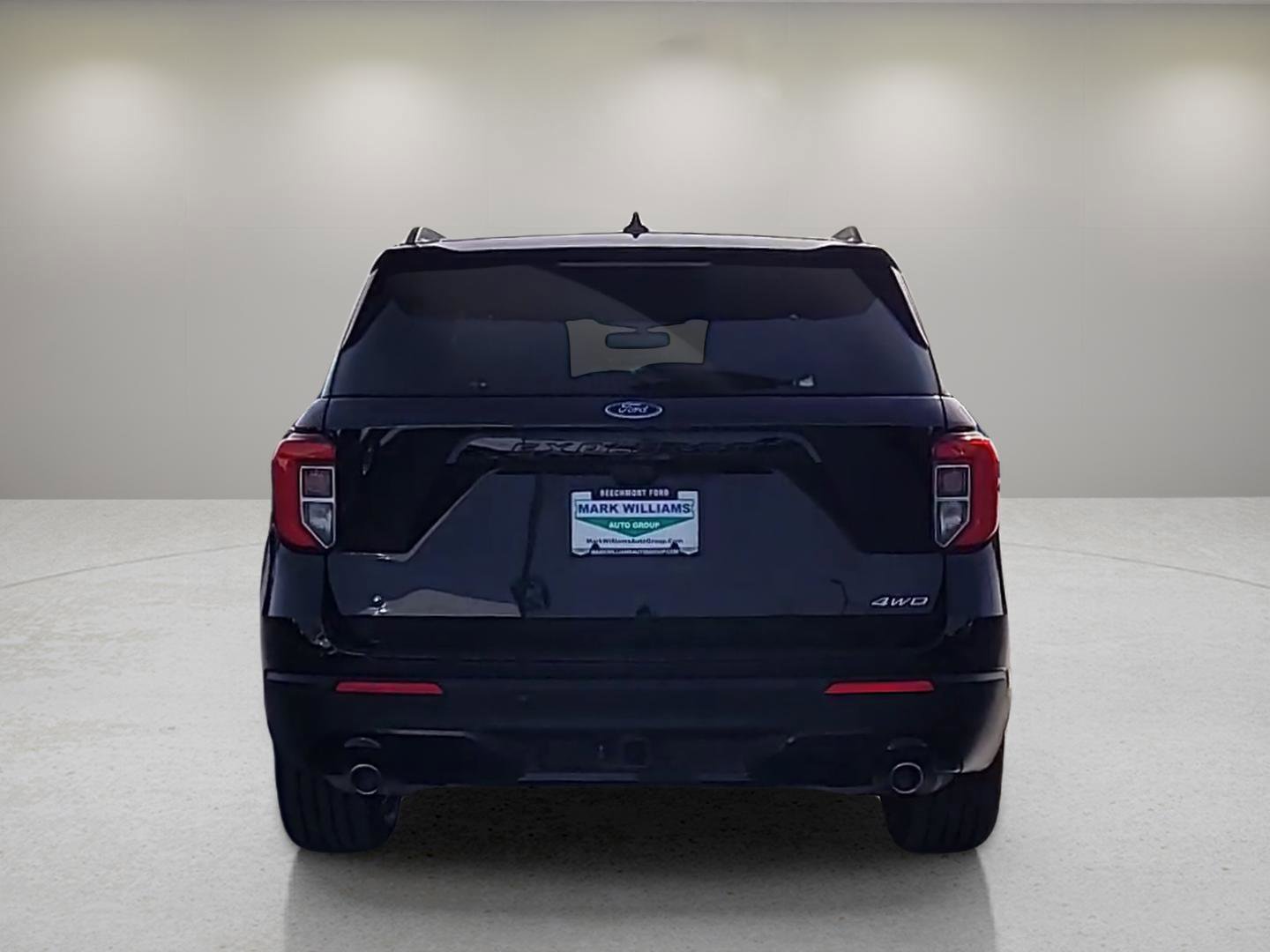 Certified 2023 Ford Explorer ST-Line w/ Class IV Trailer Tow Package image 4