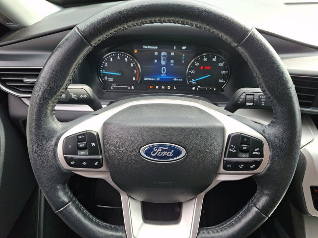 Certified 2023 Ford Explorer XLT w/ Equipment Group 202A AWD/4WD image 25