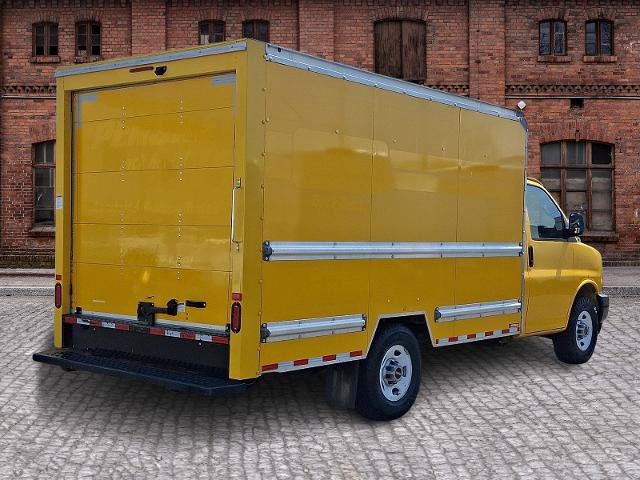 Used 2021 GMC Savana 3500 w/ Power Convenience Package RWD image 4