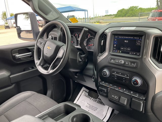 Used 2025 Chevrolet Silverado 2500 Custom w/ Custom Value Package AWD/4WD image 21