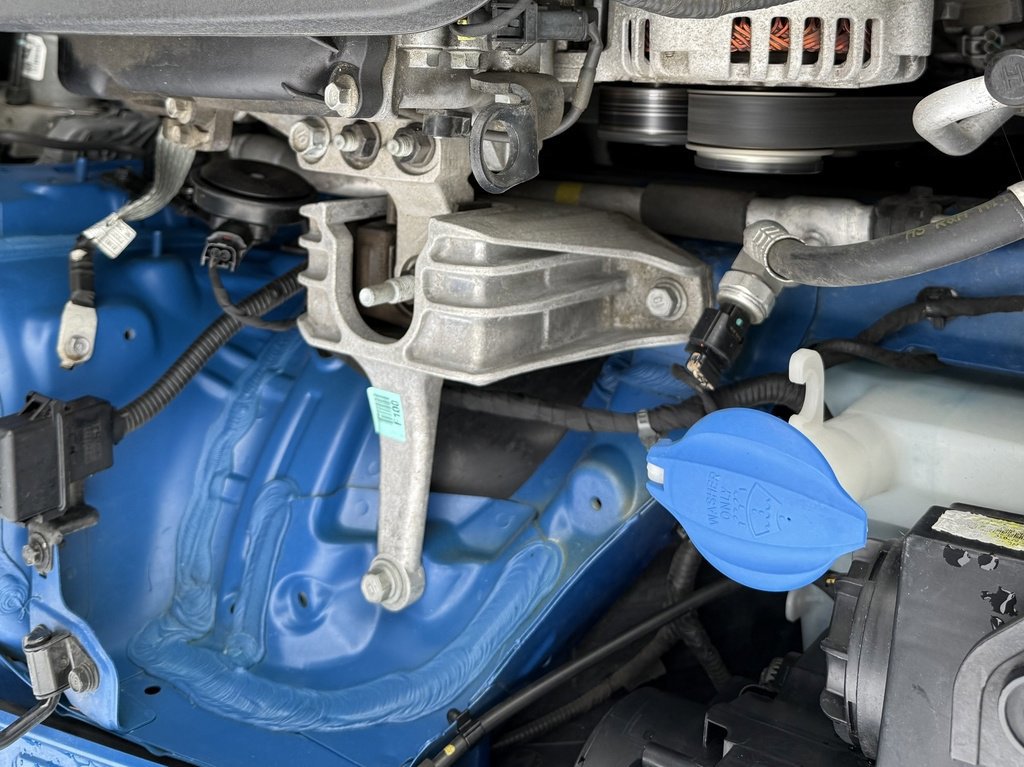 Used 2017 Hyundai Elantra Limited image 38