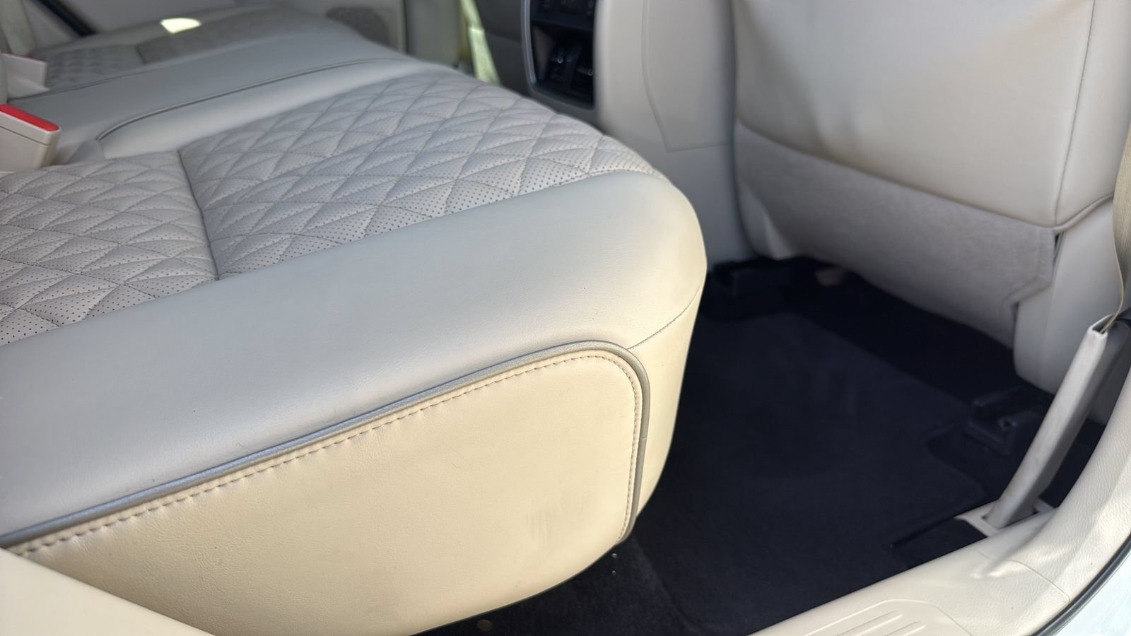 Used 2019 Nissan Murano Platinum w/ Cargo Package FWD image 27