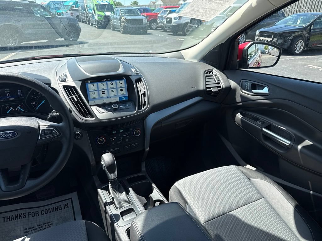 Certified 2019 Ford Escape SE FWD image 16
