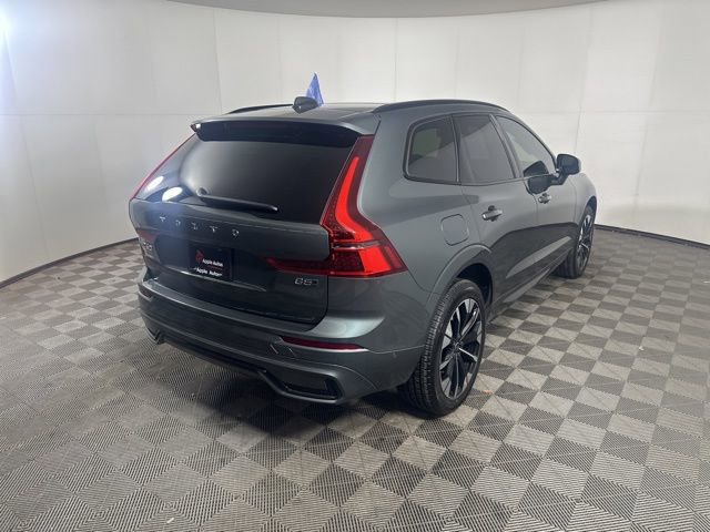 Used 2026 Volvo XC60 B5 Plus w/ Climate Package image 4