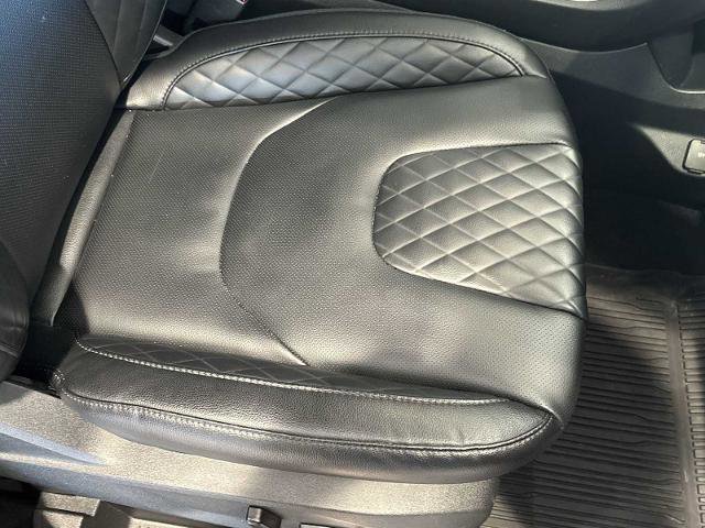 Certified 2024 Ford Edge Titanium w/ Equipment Group 301A image 27