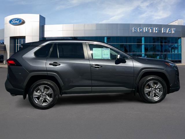 Used 2024 Toyota RAV4 XLE w/ Convenience Package FWD image 6
