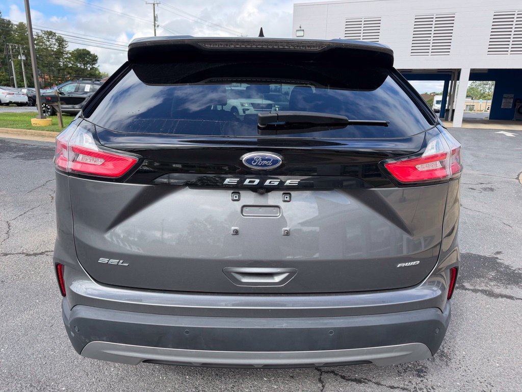 Certified 2024 Ford Edge SEL w/ Convenience Package AWD/4WD image 4
