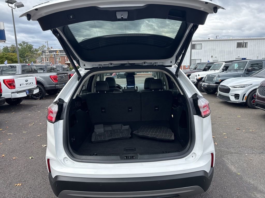 Certified 2024 Ford Edge SEL w/ Convenience Package image 11