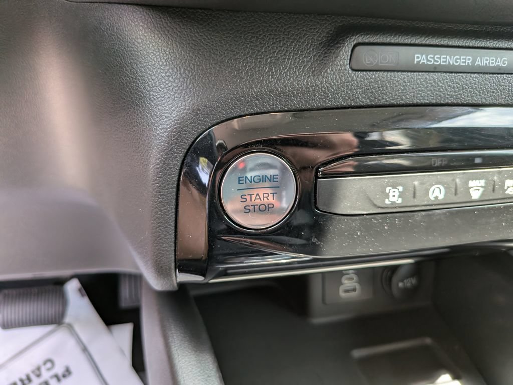 Certified 2025 Ford Escape Active w/ Tech Pack #1 FWD image 28