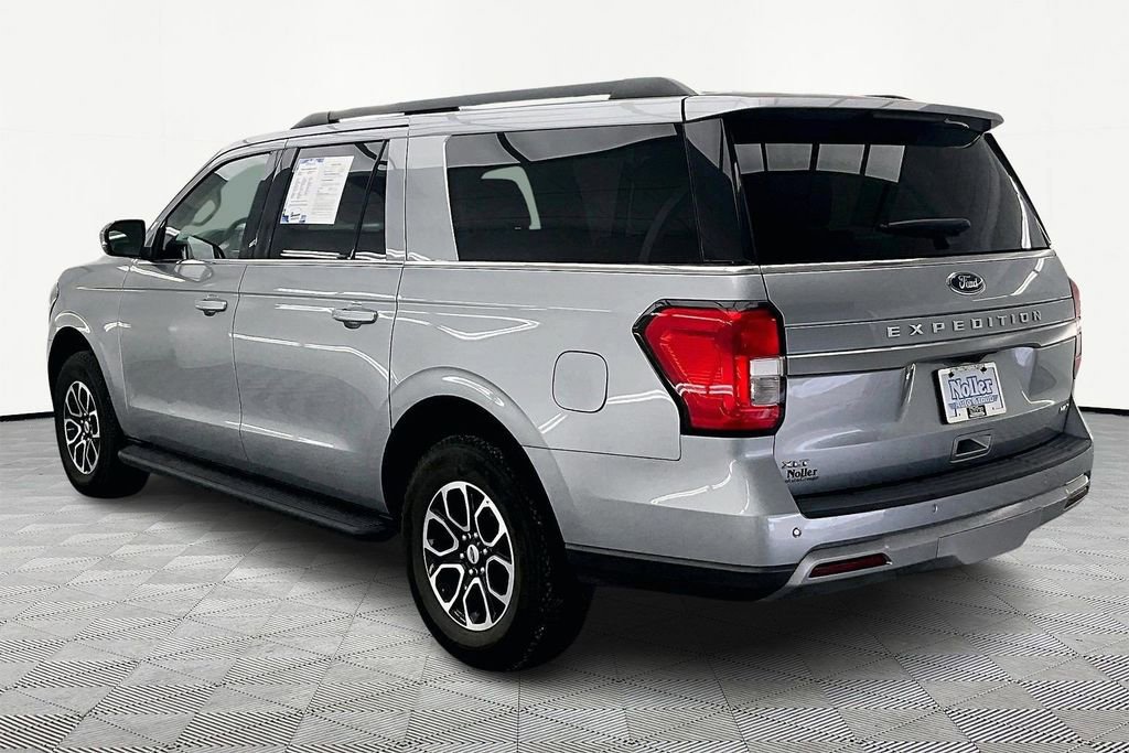 Certified 2024 Ford Expedition Max XLT image 2