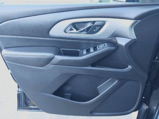 Used 2019 Chevrolet Traverse LS w/ LPO, Floor Liner Package AWD/4WD image 15