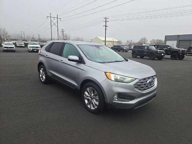 Certified 2024 Ford Edge Titanium AWD/4WD image 2