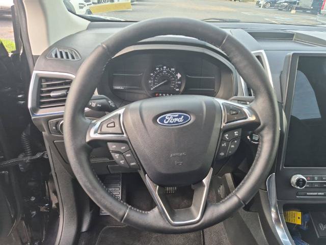 Certified 2024 Ford Edge Titanium AWD/4WD image 19