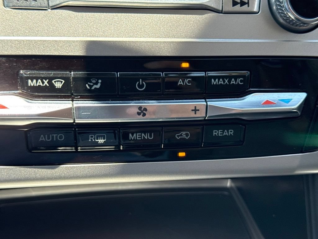 Certified 2022 Ford Explorer XLT RWD image 19