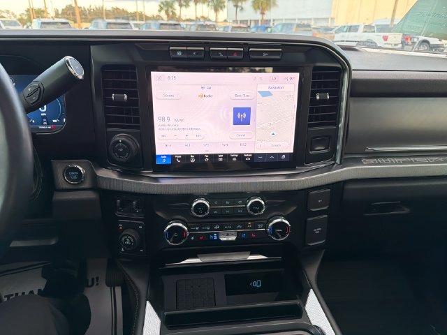 Certified 2024 Ford F250 Platinum AWD/4WD image 22