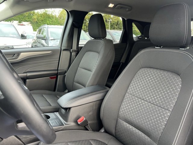 Certified 2024 Ford Escape Active w/ Cold Weather Package image 12