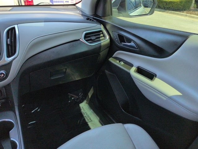 Used 2021 Chevrolet Equinox Premier FWD image 17