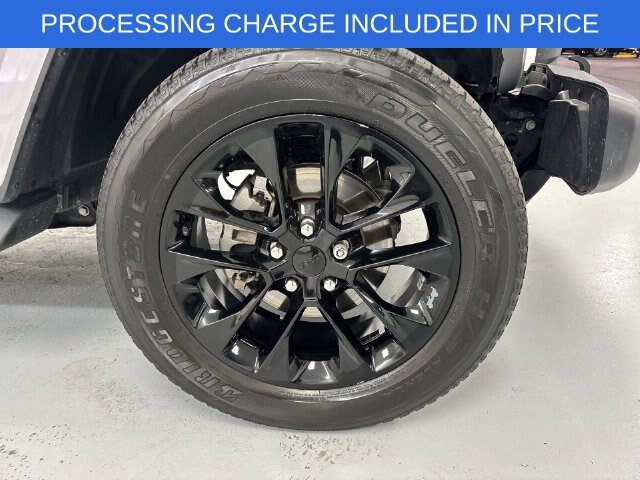 Used 2021 Jeep Wrangler Unlimited Sahara w/ Cold Weather Group AWD/4WD image 2