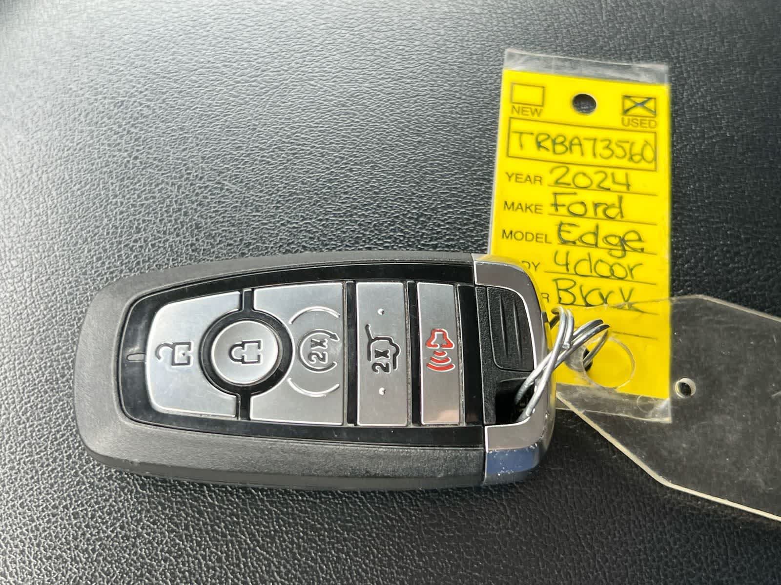 Certified 2024 Ford Edge Titanium w/ Equipment Group 301A AWD/4WD image 34